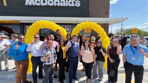 Under The Golden Arches Mcdonalds Makes Its San Elizario Debut