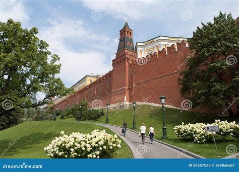 View on Kremlin Castle in Moscow, Russia Editorial Stock Image - Image ...