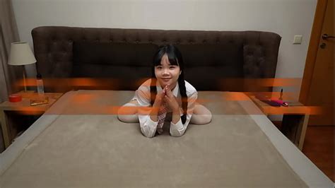 Stepdad Stuffs Yo Ass Mouthful Of Gummy Bears And Cum Xnxx