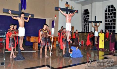 Teatro formado por jovens de Barbacena divulga programação da encenação