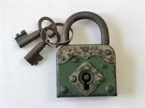 Ancien Cadenas Avec Ses 2 Clefs Antique Price Guide Details Page