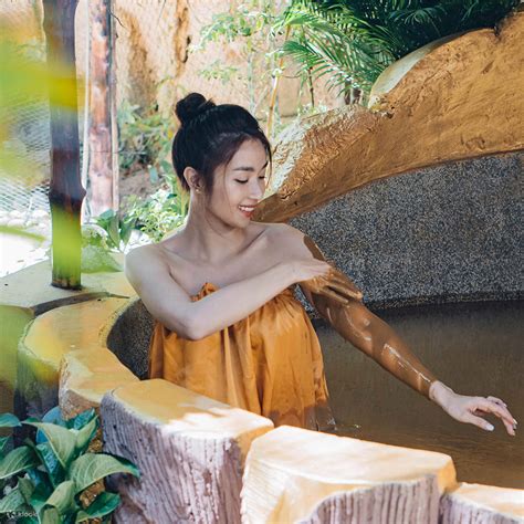 Versailles Mud Bath Spa Experience in Phu Quoc - Klook