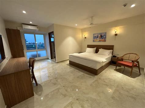 Home Hotels Near AIG Hospital Gachibowli