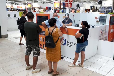 Reparación iPhone en Carrefour Los Barrios Cádiz en el acto