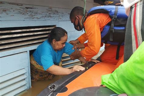 Basarnas Fokus Menyisir Tiga Wilayah Paling Terdampak Banjir Di Kalsel