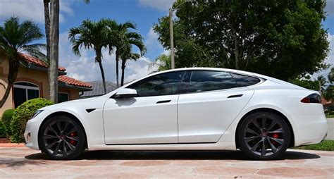 2020 Tesla Model S Performance - Find My Electric