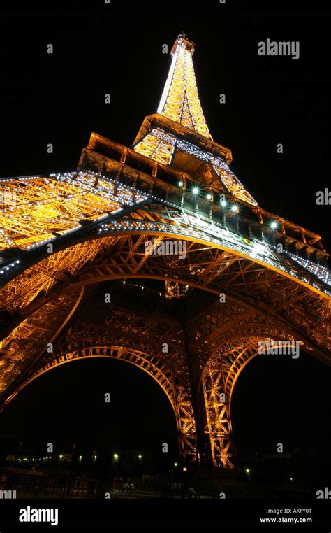 Eiffel Tower, Paris, France at night Stock Photo - Alamy