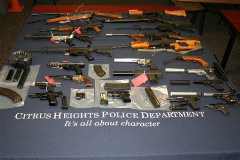 Police_weapons_inl_seized_CitrusHeights - Citrus Heights Sentinel