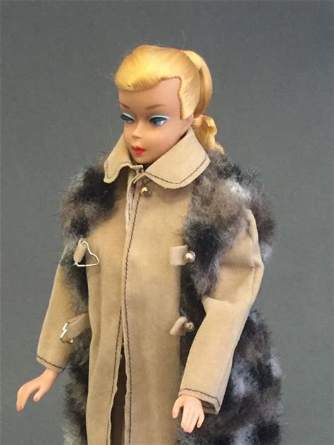 Lot Blonde Swirl Ponytail Barbie Wearing Tagged Suede N Fur Complete