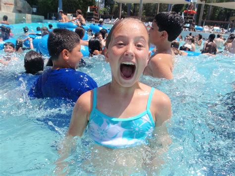 Los Angeles Swimming Camps | Cincinnati Summer Camps.com