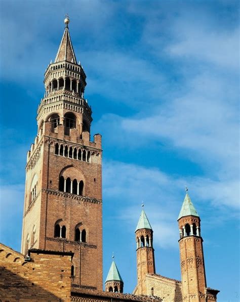 I 10 Monumenti Più Alti Deuropa Due Sono In Lombardia Milano Città