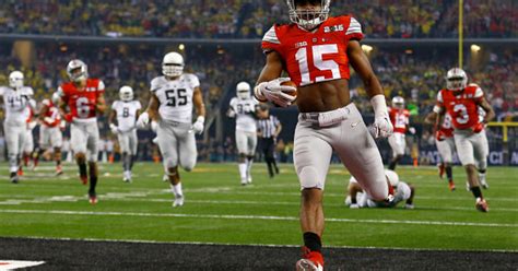 4 Things To Know About Ohio States Star Rb Ezekiel Elliott Cbs New York