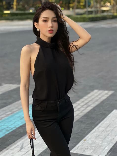 M M Tr N N Ng Hot Girl Chuy N Gi I Hot Nh T Hoa H U Chuy N