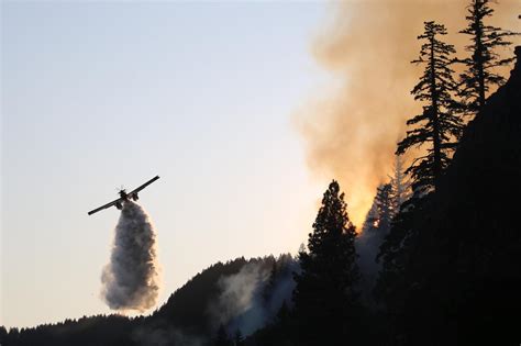 Update On Tunnel Five Fire In Columbia River Gorge Firefighters Make