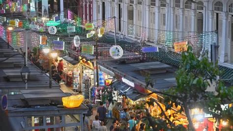 Singapore's Chinatown eyes Christmas festive market to boost footfall ...