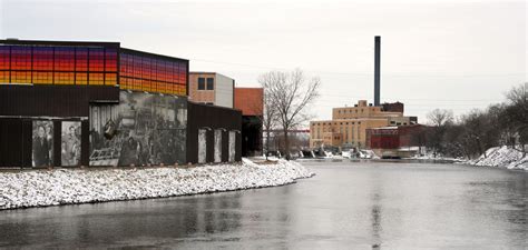 Beloit, Wisconsin: the town Diane Hendricks’s philanthropy rebuilt - Vox