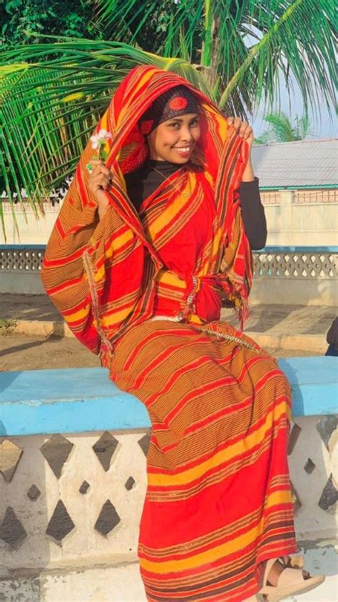 Somali culture dress, somali culture clothes Hido iyo Dhaqan dress in ...