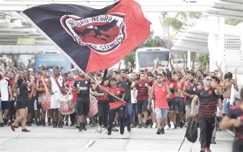 Torcida Do Flamengo Esgota Carga De Ingressos Para A Final Da Libertadores