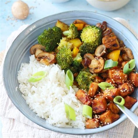 Recept Knapperige Tofu In Zoete Saus Met Rijst En Wokgroenten