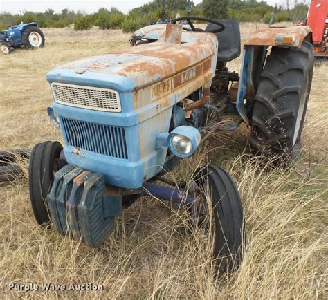 Long 445 Tractor In Granbury Tx Item De9509 Sold Purple Wave