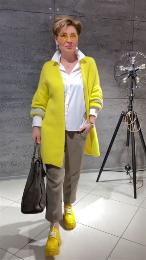 Новинки ярких и модных вещей для женщин 50+ | Мне 50 | Дзен | Наряды ...