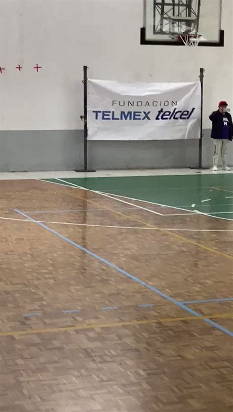 Fund Telmex Telcel On Twitter Acci N En La Cancha En La Cdmx Se