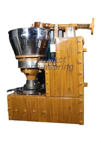 Kg Hr Gingelly Seed Oil Extraction Machine At Cold Pressed