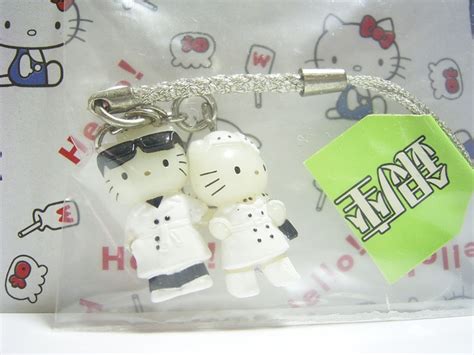 Hello Kitty And Daniel Gotochi Ginza Tokyo Japan Only Figure Strap Sanrio 2001 New Super Rare 2