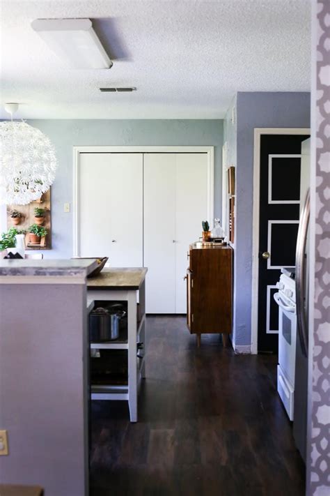 How to Install Vinyl Plank Flooring – Love & Renovations