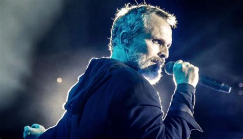 Miguel Bosé anuncia su regreso a los escenarios con 25 conciertos en