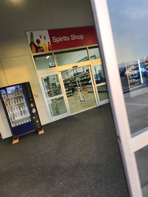 bj's wholesale club hours today 12