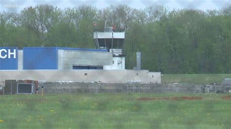 New study reveals jeopardizing information on Hartford airport | fox61.com