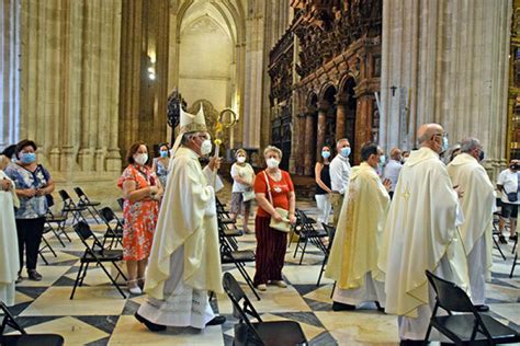 Comienzan Los Cultos En Honor De La Virgen De Los Reyes En La Seo De