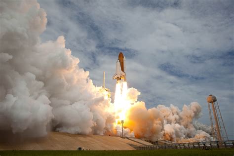 Nasa Sts 135 Final Space Shuttle Launch Photos Public Intelligence