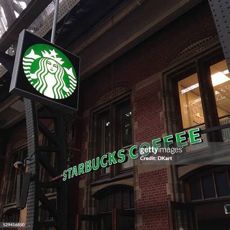 4,678 Starbucks Storefront Stock Photos, High-Res Pictures, and Images ...