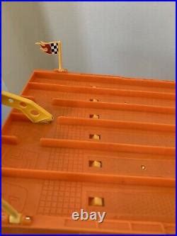 Car Track Set Hot Wheels Super Lane Raceway V Race Track Electronic Finish Line Play Set