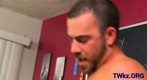 Hot Gay Dude Gapes Friend