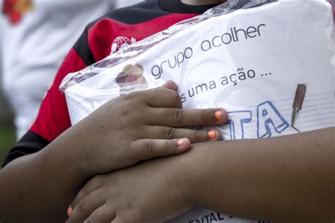 Duas Mil Crian As Podem Ser Beneficiadas Campanha De Dia Dos Pais