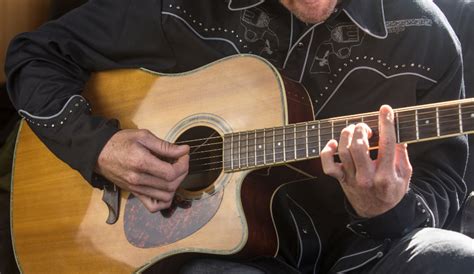 Country music legend donated $20 million to kids with cancer before his