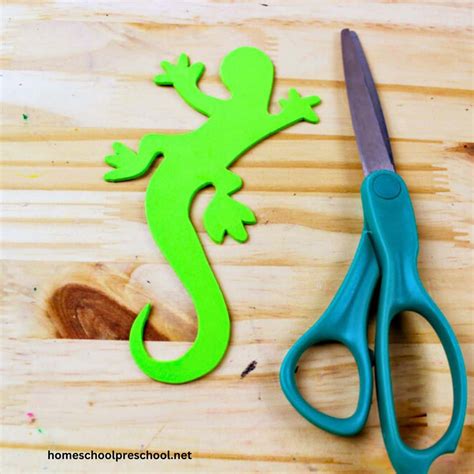 L is for Lizard Craft: Fun & Learning for Preschoolers!