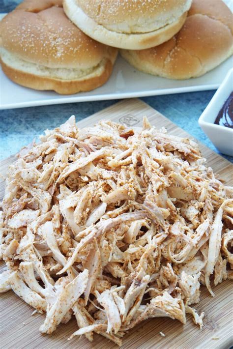 Ultimate Smoked Pulled Chicken Recipe Legends Of The Grill