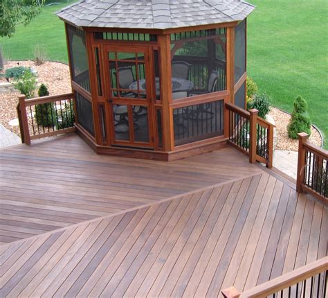 Uv Plus Hardwood Decks Deck Stain For Ipe Mahogany Messmer S