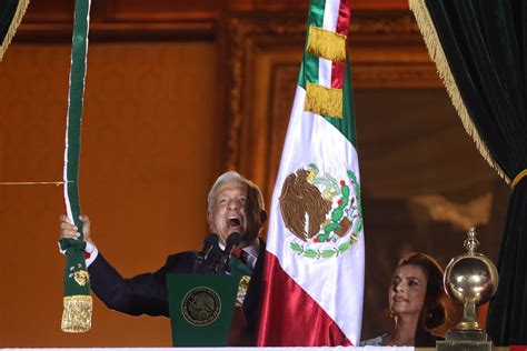 Vivan las culturas del México prehispánico López Obrador en el