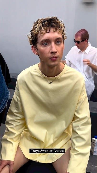 Troye Sivan Loewe Youtube