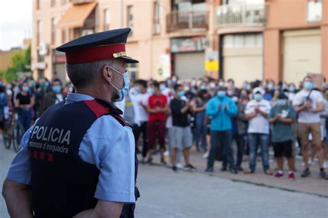 El Jutge Tanca La Investigaci I Envia A Judici Els Sis Mossos Acusats