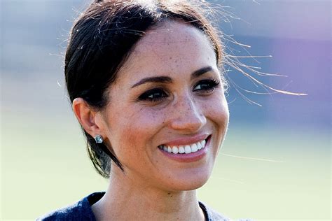 Celebrity And Royal Weddings Meghan Markle Woman Smile White Teeth