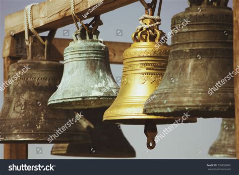 3938 Imagens De Large Church Bell Imagens Fotos Stock E Vetores