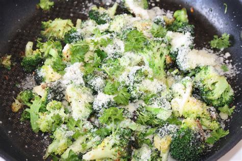 TomsMatprat Stekt Broccoli Med Parmesan