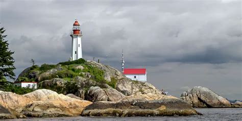 Lighthouse Park Hike In West Vancouver | Outdoor Vancouver