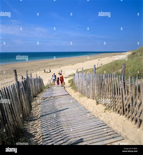 Beach On The West Coast Ile De Re Poitou Charentes France Europe